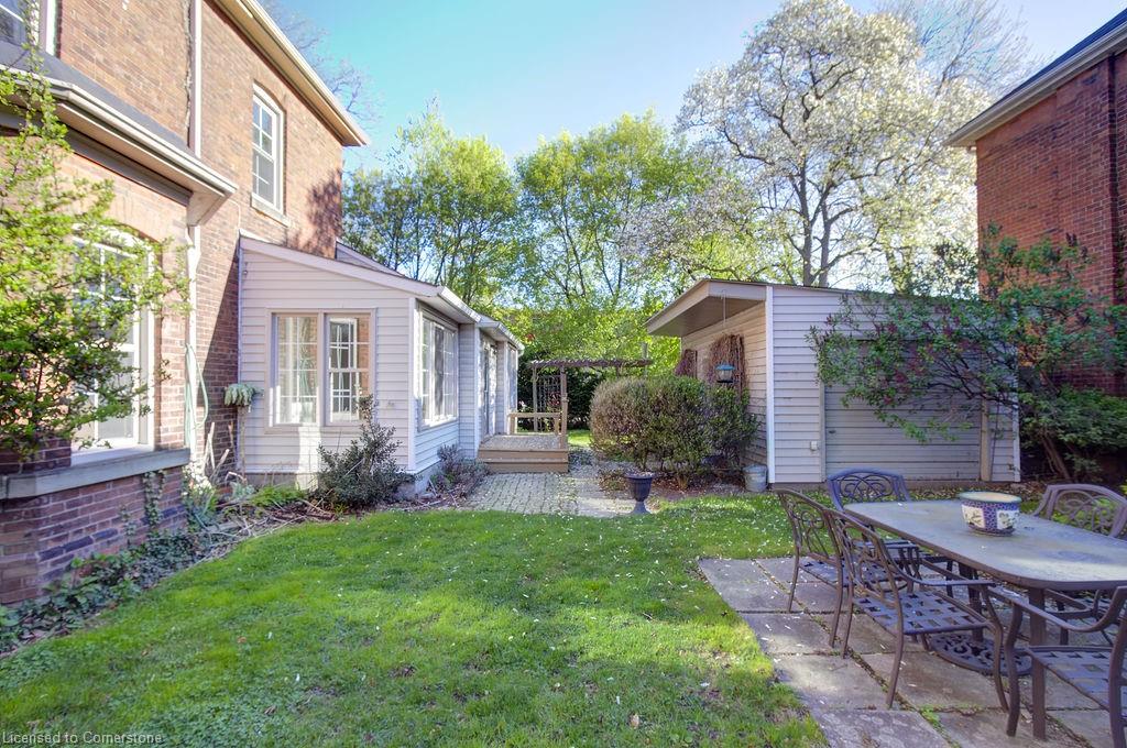 8 Duff Street Property Photo 36