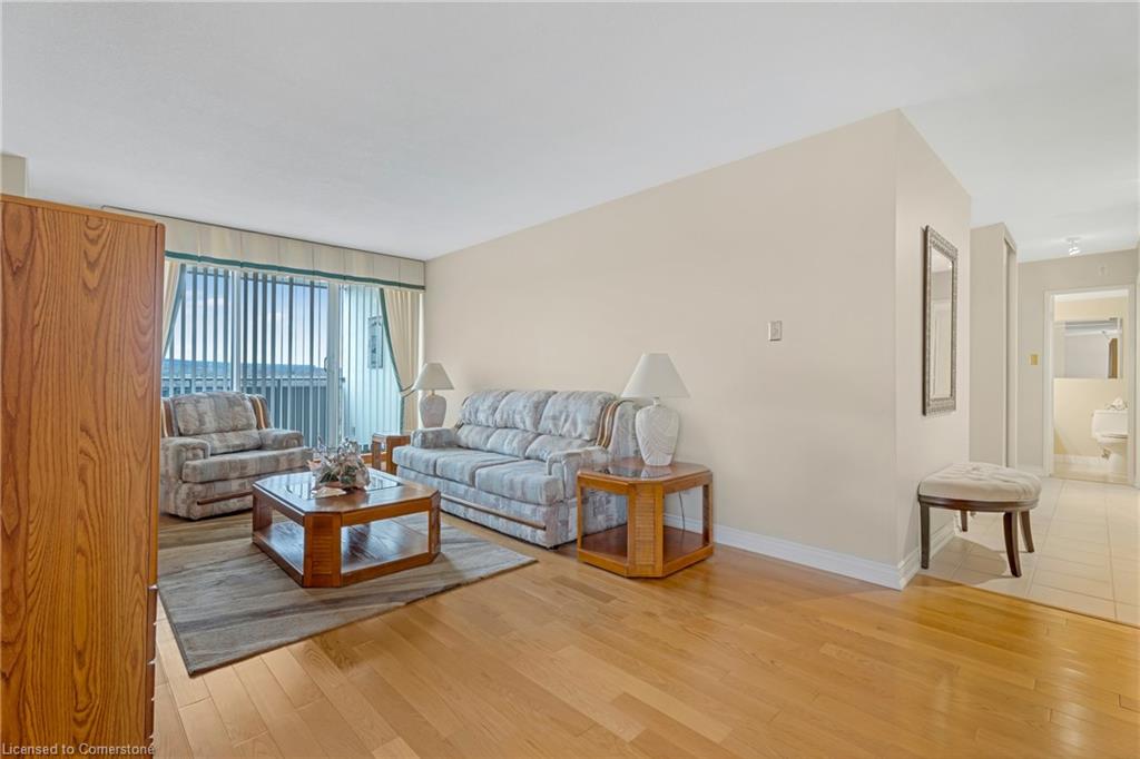 907-1425 Ghent Avenue Property Photo 6