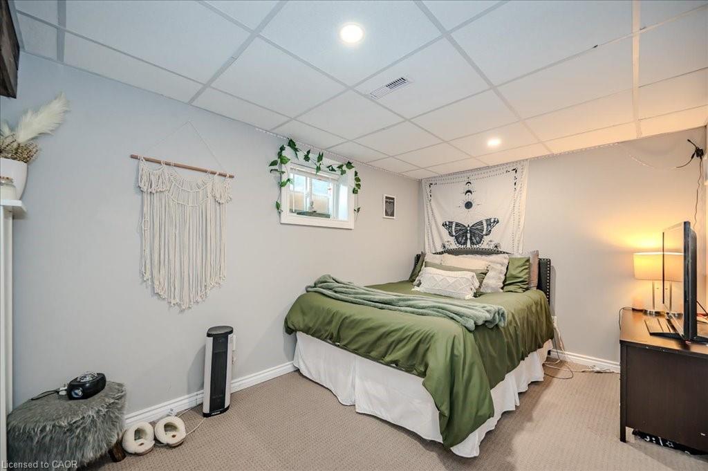 245 Parkside Drive E Property Photo 20