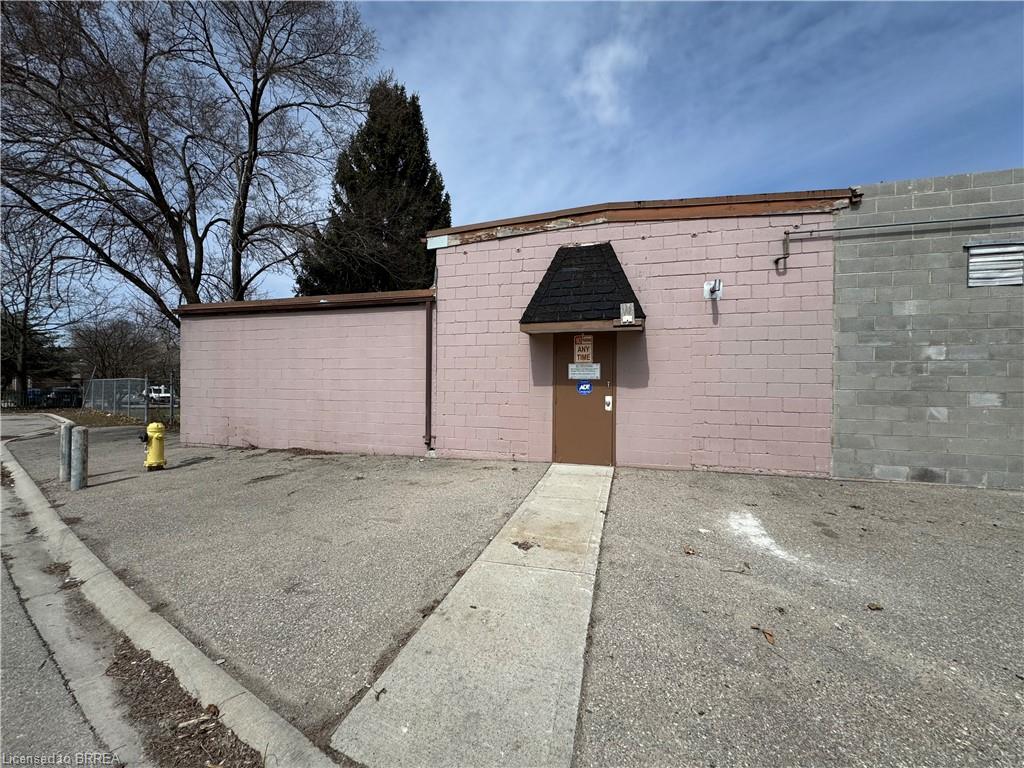 197 Erie Avenue Property Photo 1