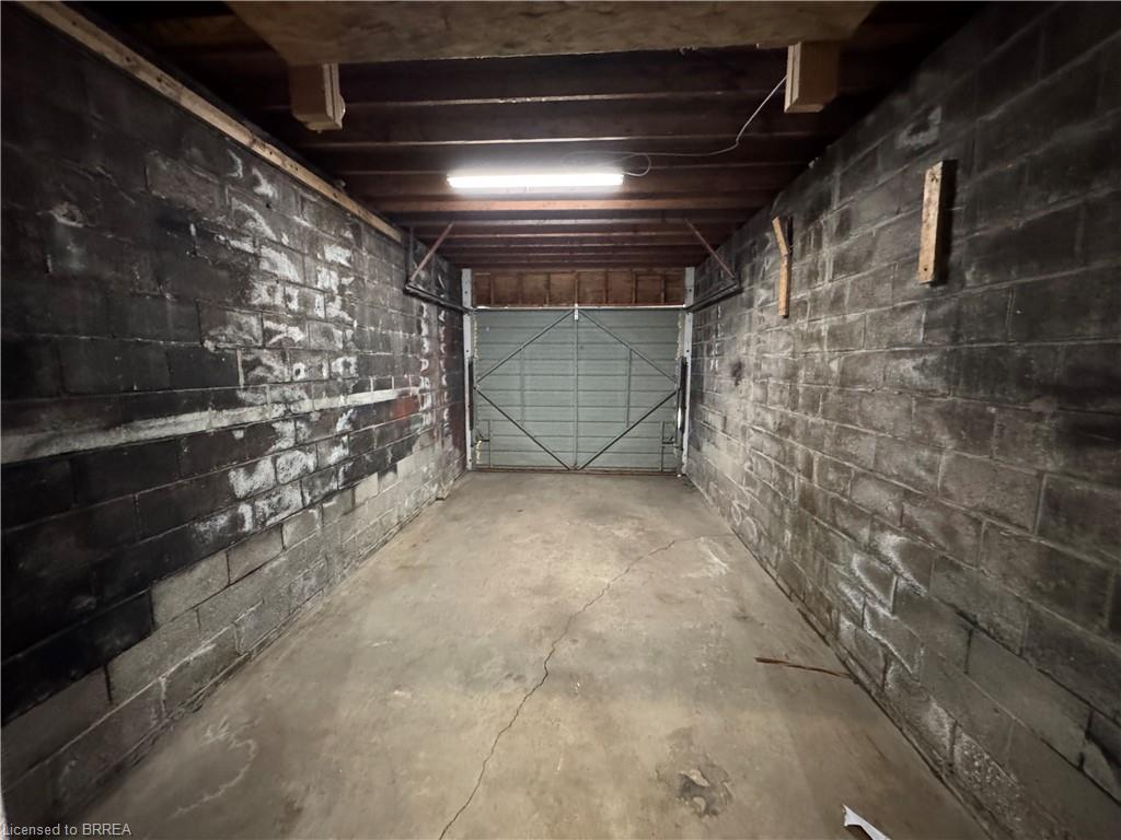 197 Erie Avenue Property Photo 4