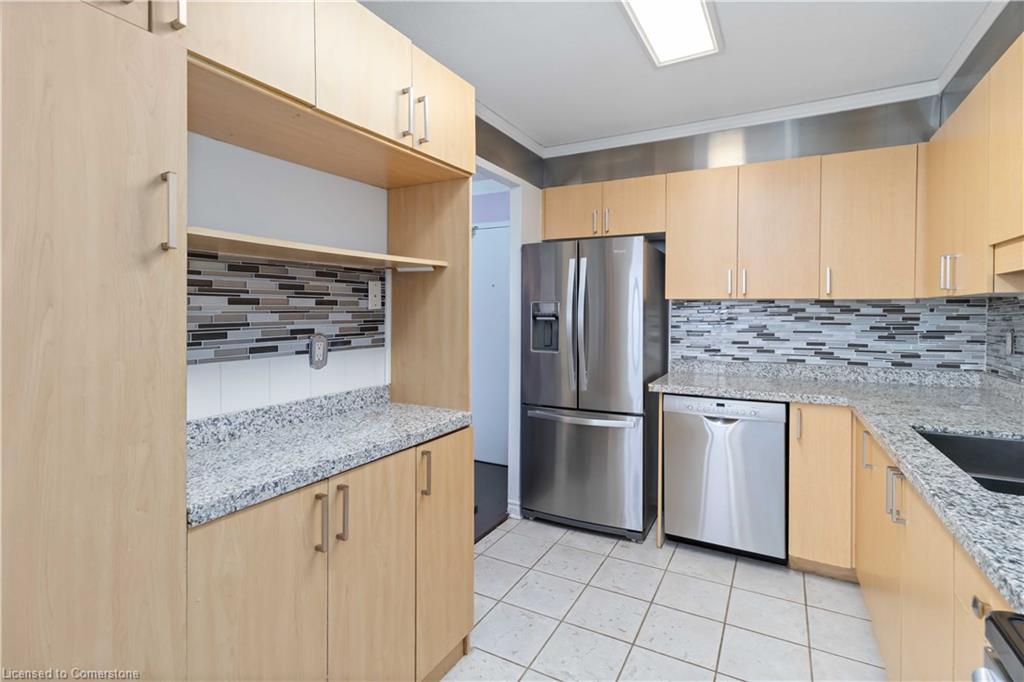1207-3501 Glen Erin Drive Property Photo 14