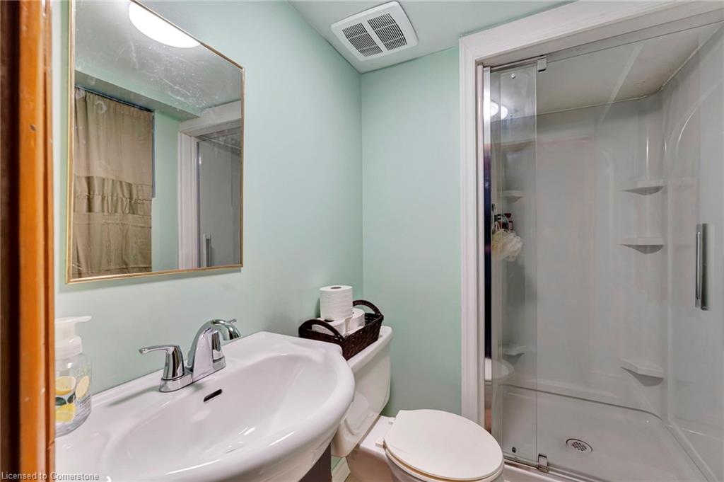 159 Grosvenor Avenue N Property Photo 17