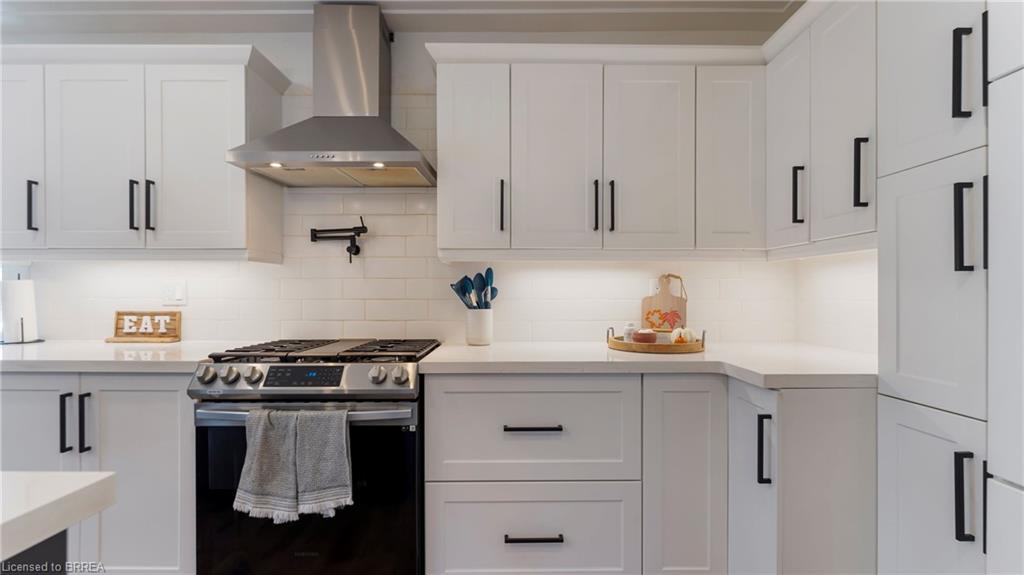 83 Victor Boulevard Property Photo 11