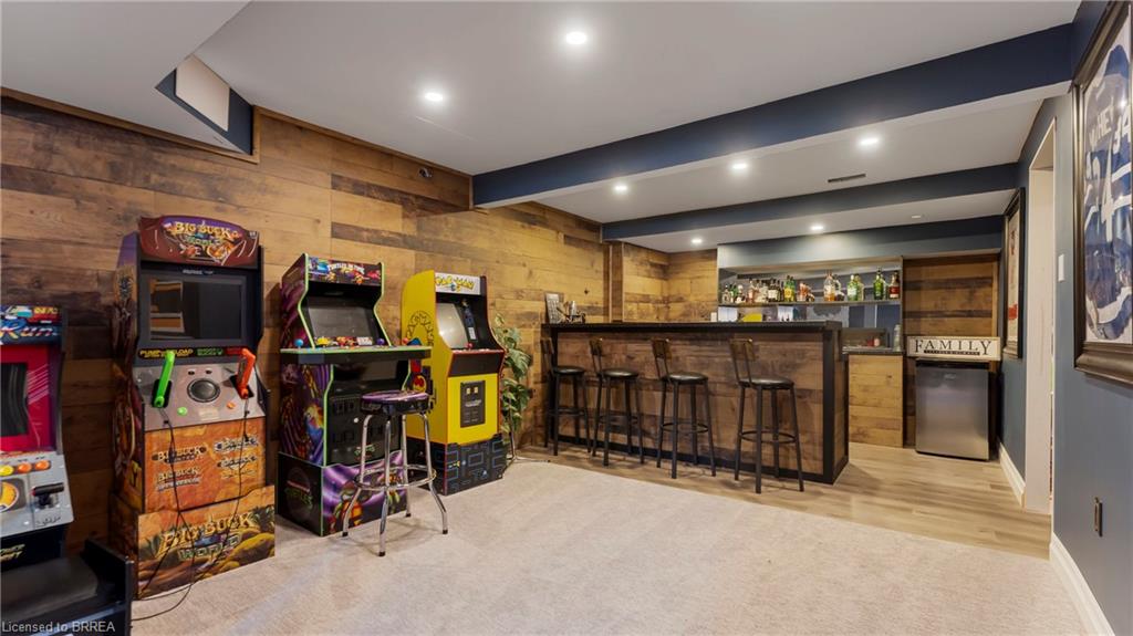 83 Victor Boulevard Property Photo 23