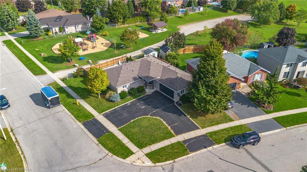 83 Victor Boulevard Property Photo 29