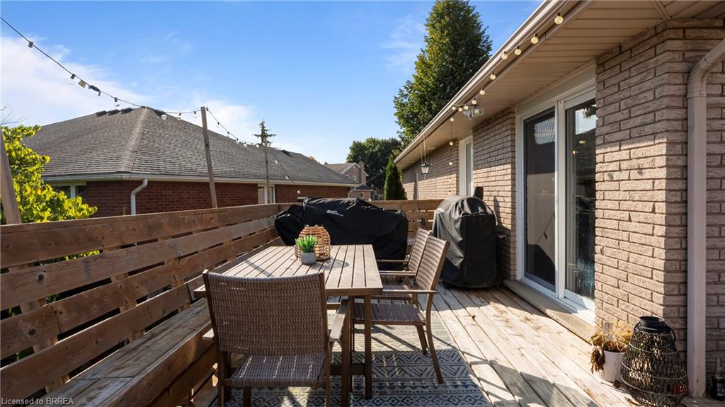 83 Victor Boulevard Property Photo 38