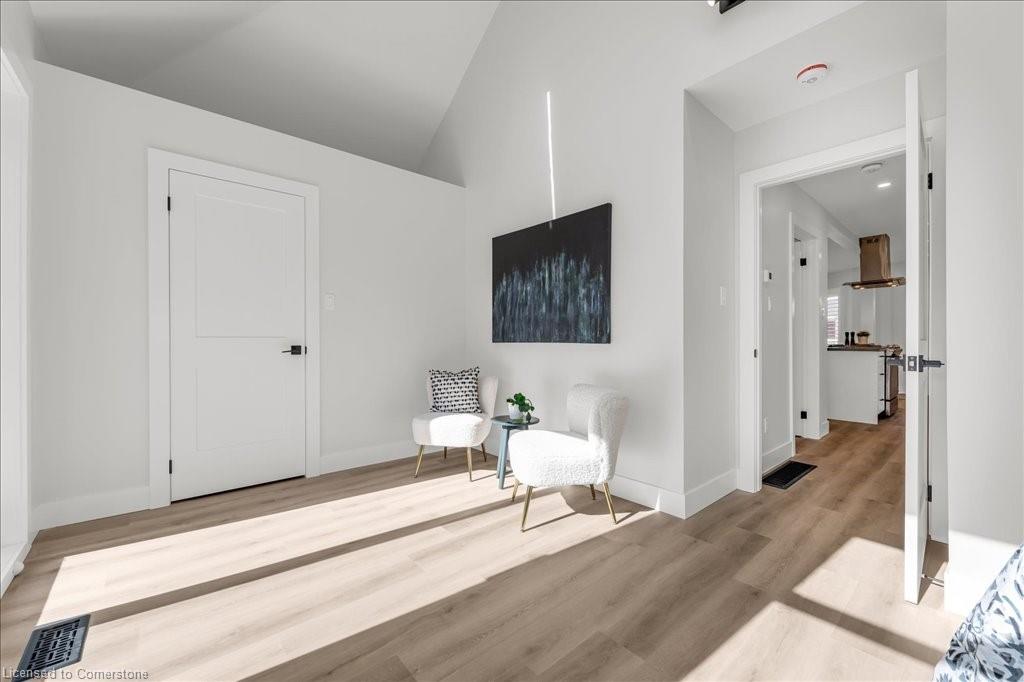 51 West 3rd Street Property Photo 15