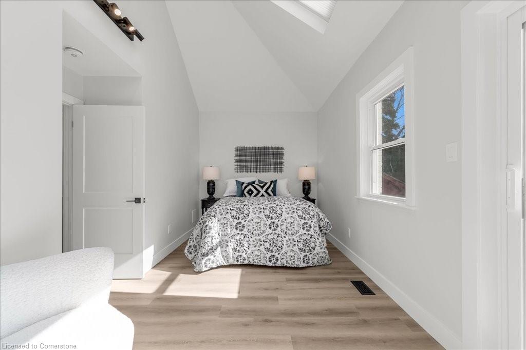 51 West 3rd Street Property Photo 16
