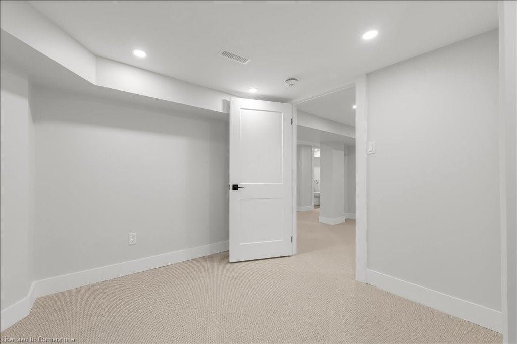 51 West 3rd Street Property Photo 23