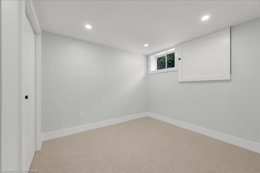 51 West 3rd Street Property Photo 24