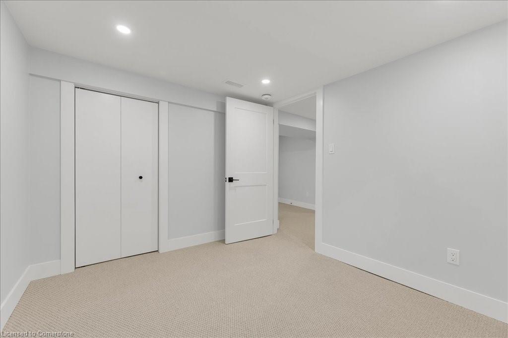 51 West 3rd Street Property Photo 28