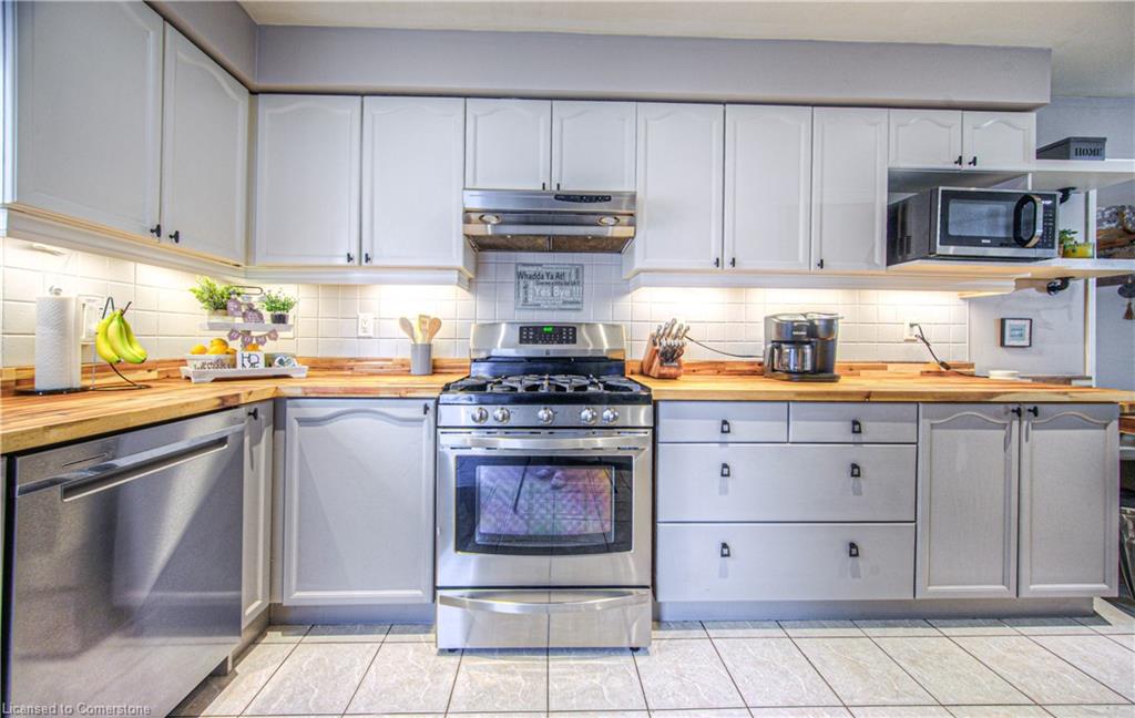 128 Harwood Road Property Photo 13