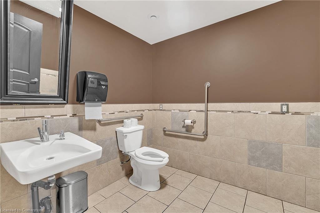 3215 Roseville Road Property Photo 20