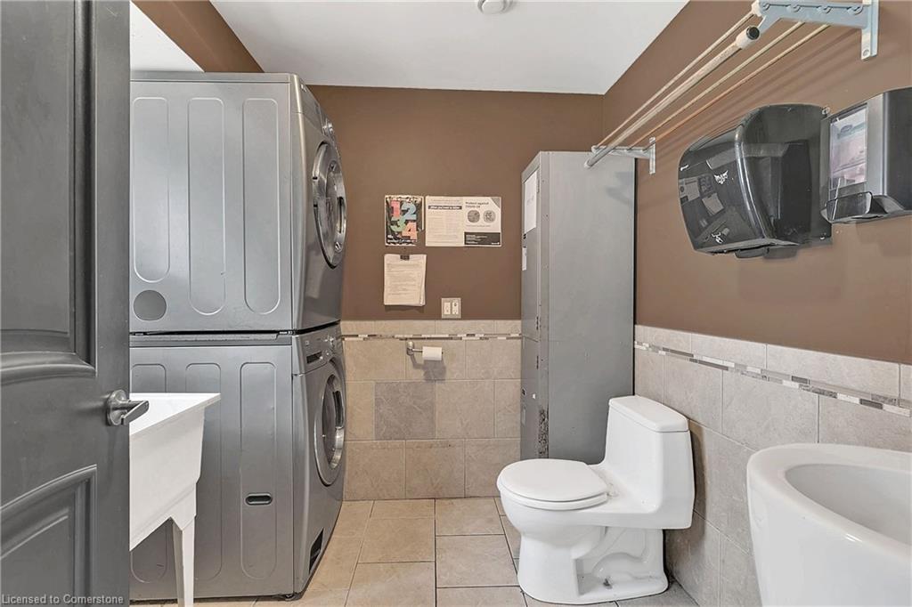 3215 Roseville Road Property Photo 21