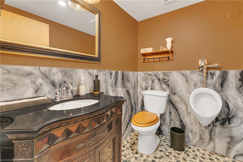 3215 Roseville Road Property Photo 25