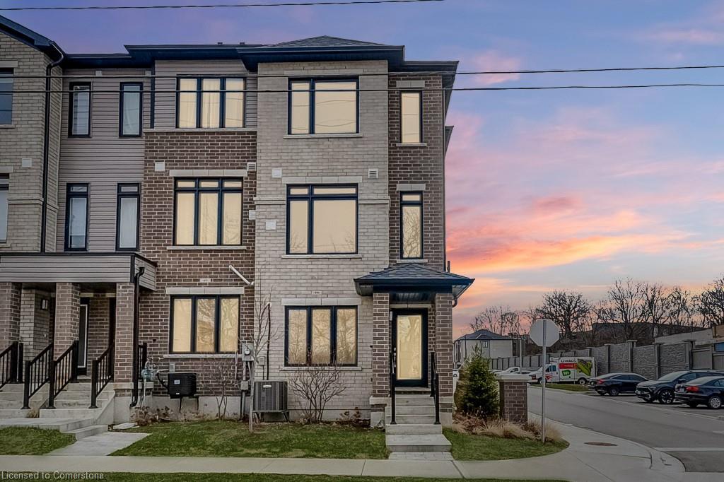 406-585 Colborne Street Property Photo 1
