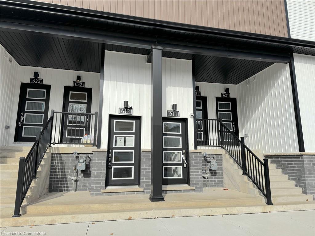 612-4263 Forth Street Property Photo