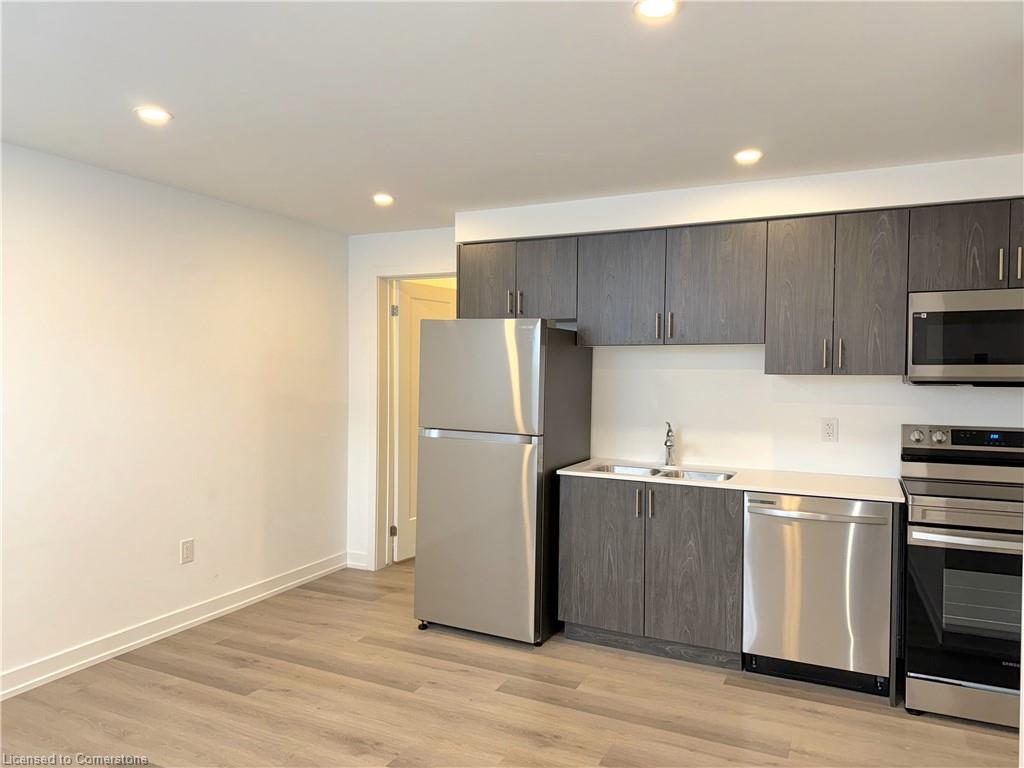 612-4263 Forth Street Property Photo 15