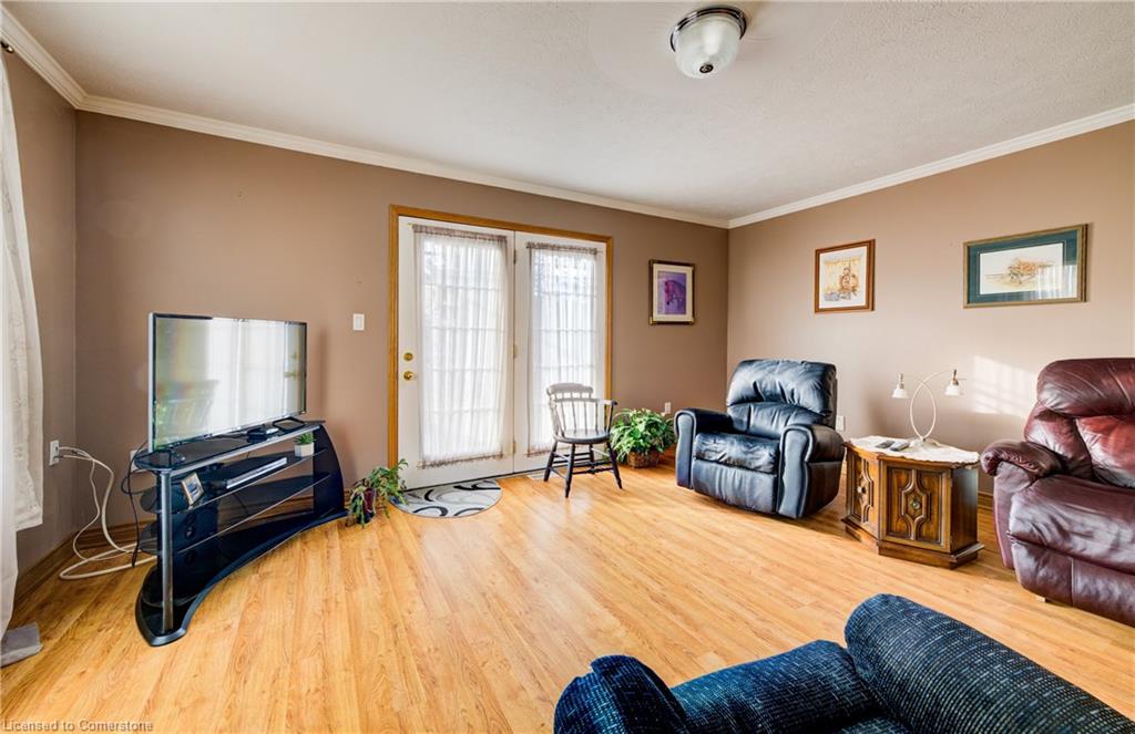 397 Church Street N Property Photo 15