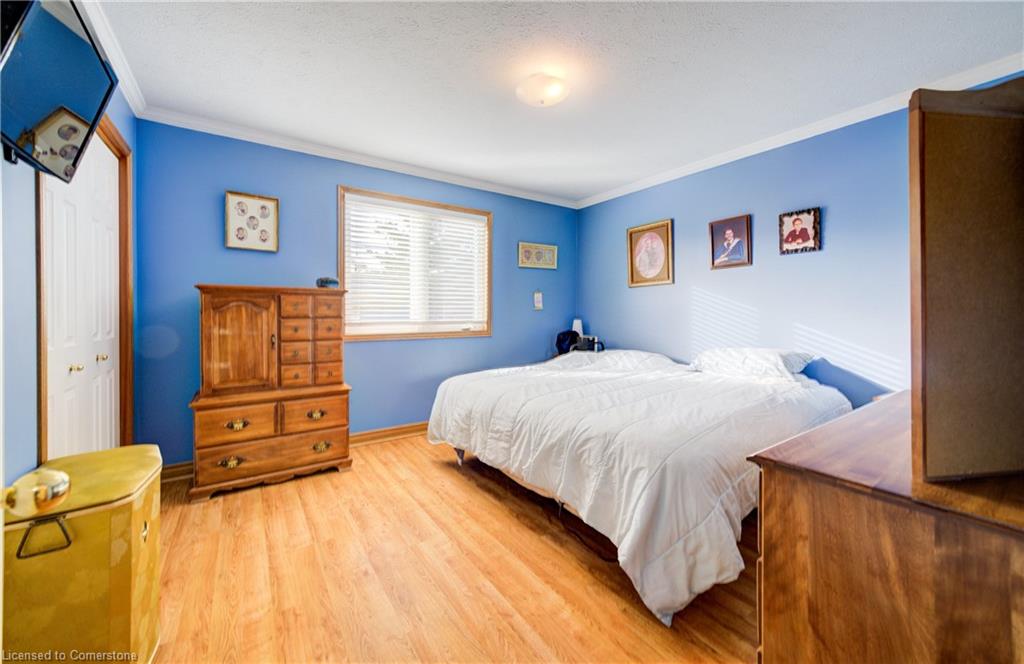 397 Church Street N Property Photo 19
