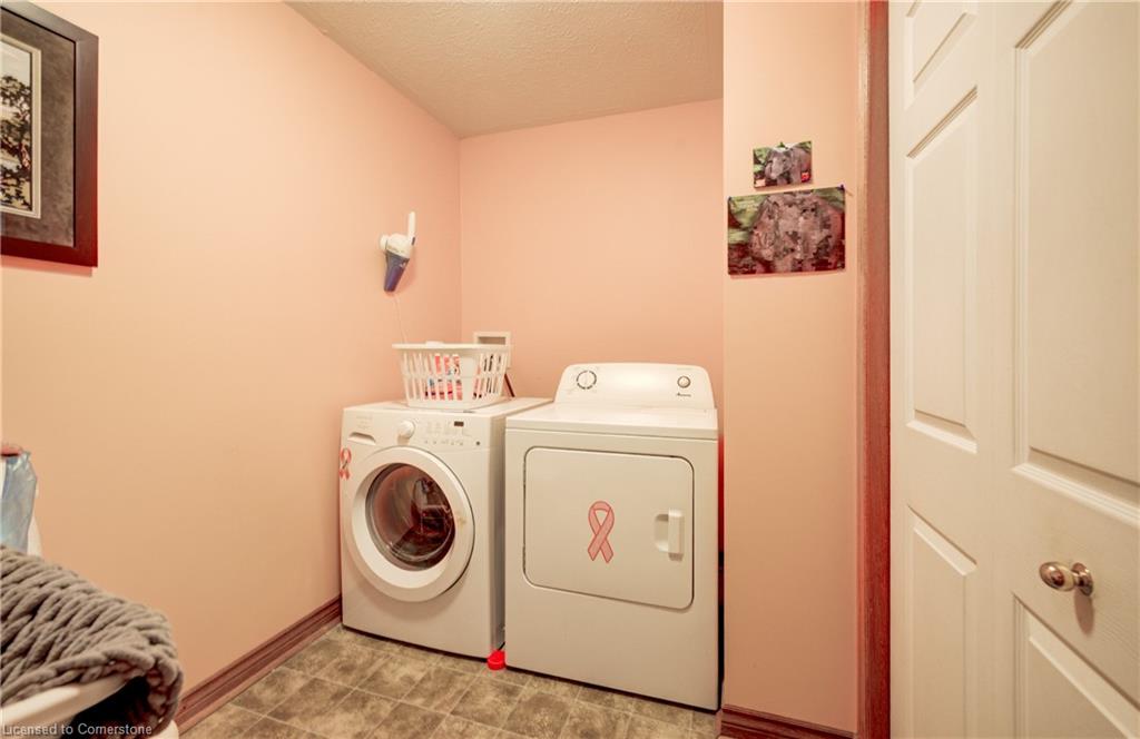 397 Church Street N Property Photo 22