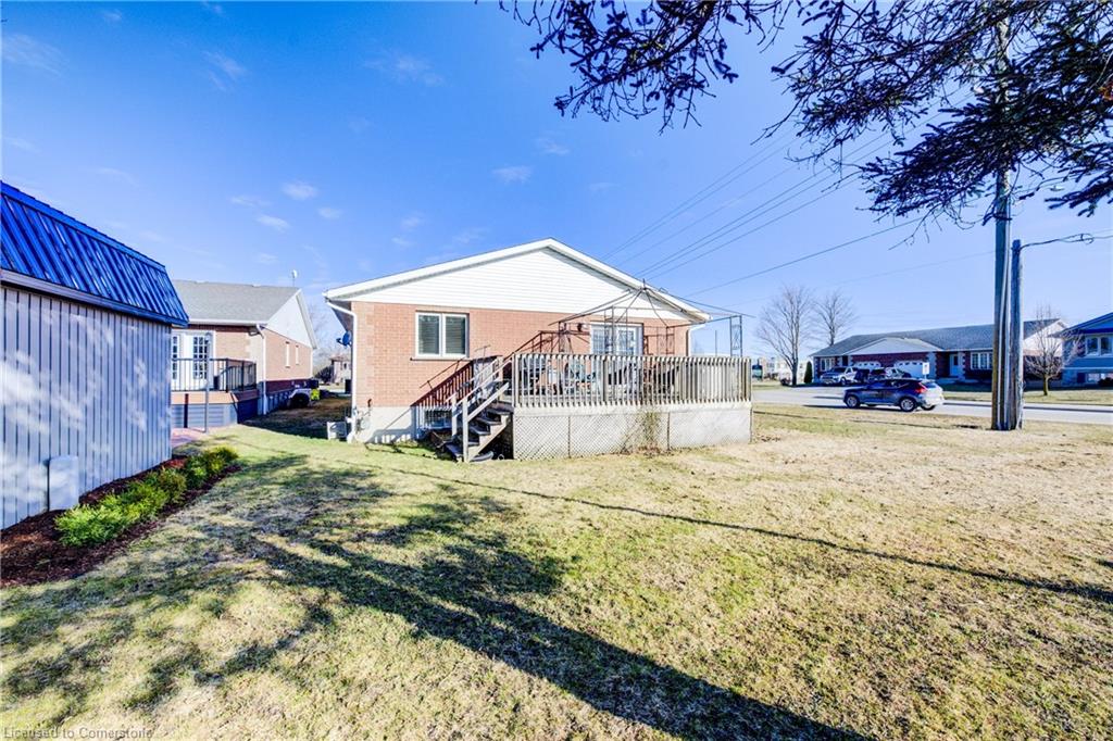 397 Church Street N Property Photo 30