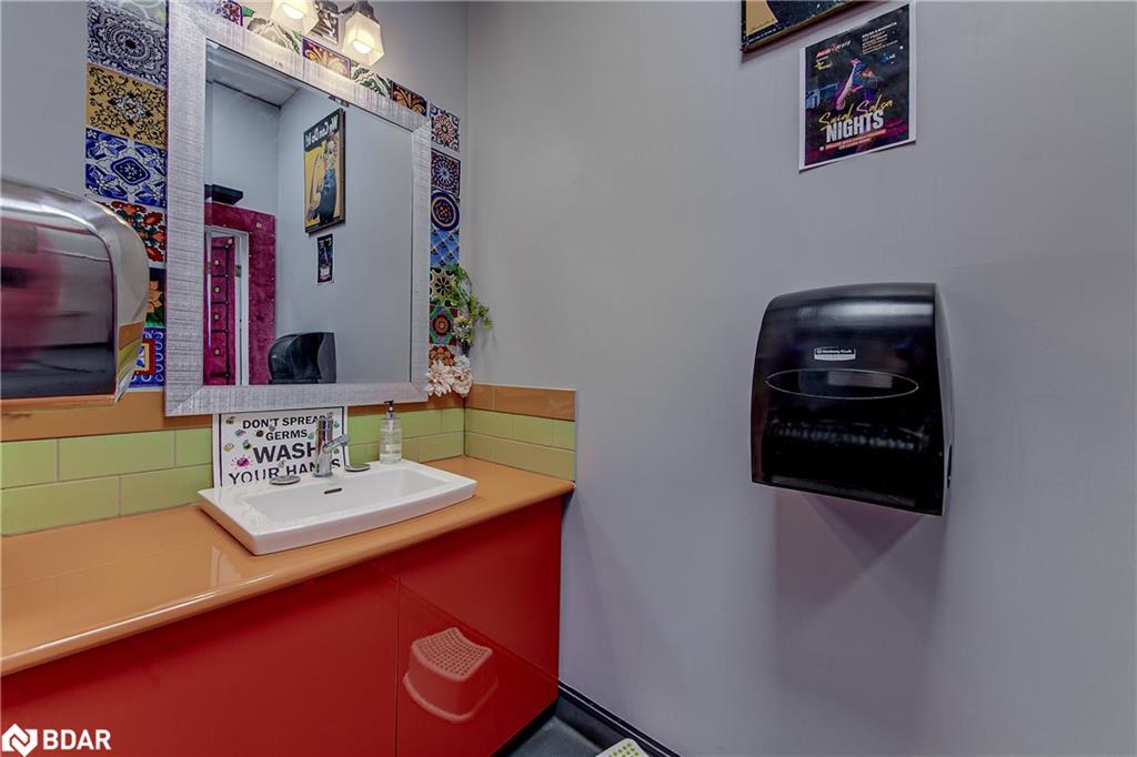 945 Innisfil Beach Road Property Photo 35
