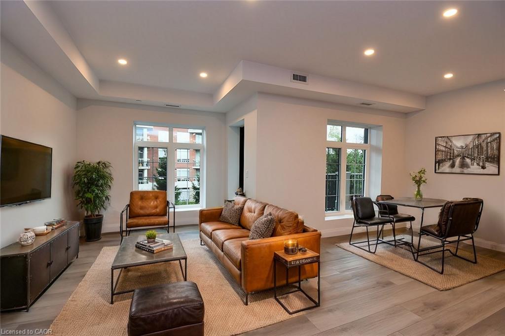 306-153 Wilson Street W Property Photo 7