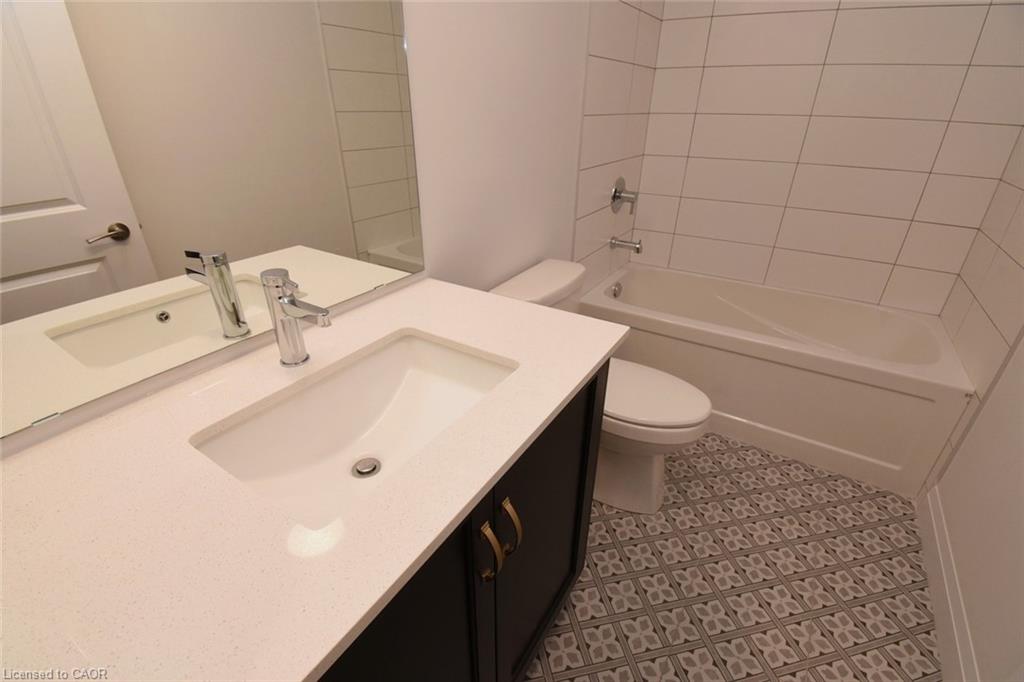 306-153 Wilson Street W Property Photo 38