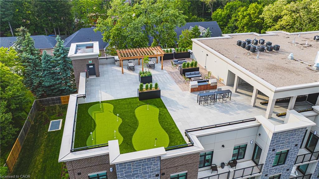 306-153 Wilson Street W Property Photo 39