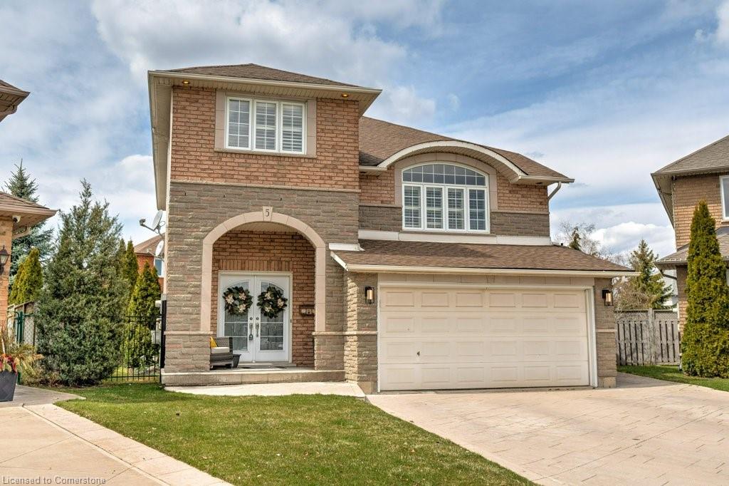 5 Mansion Court Property Photo