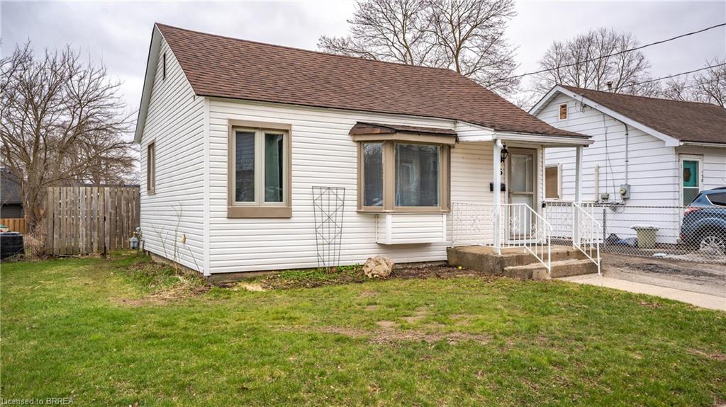 136 Burwell Street Property Photo