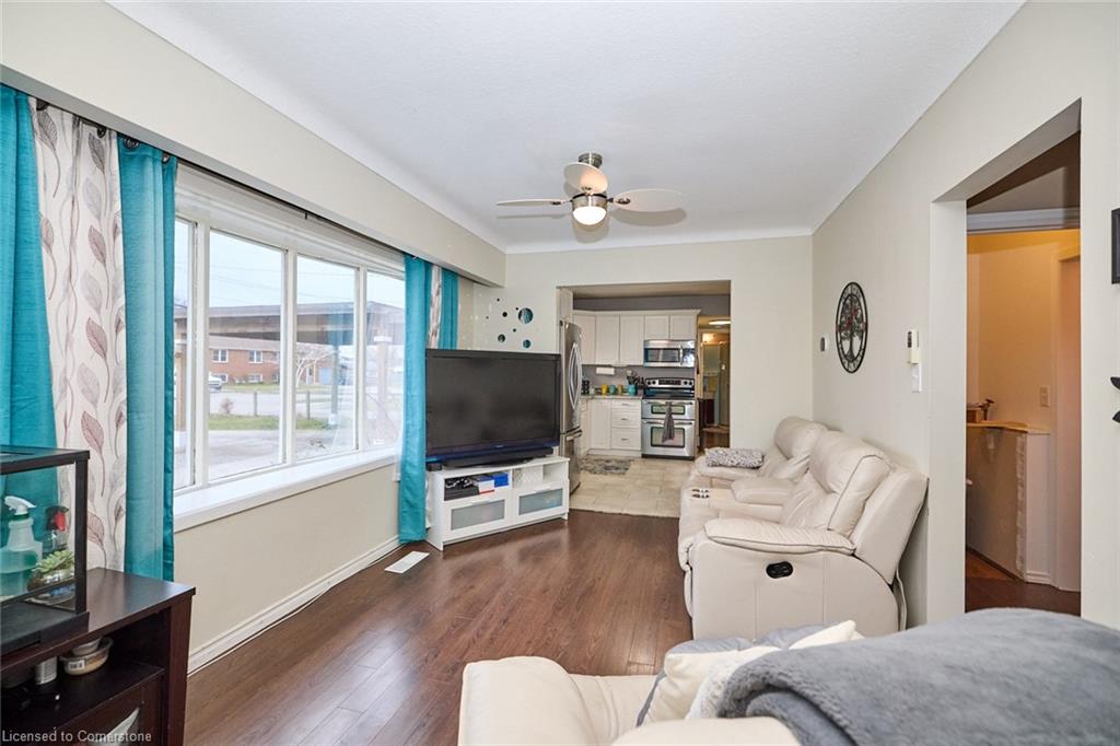 42 Louth Street Property Photo 6