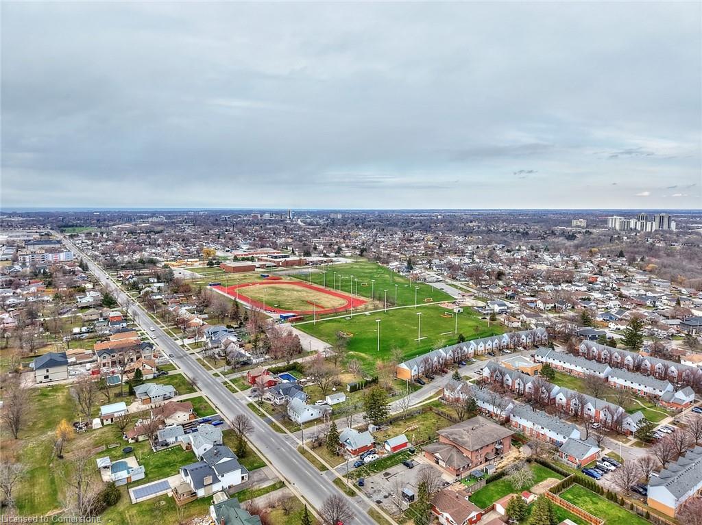 42 Louth Street Property Photo 41
