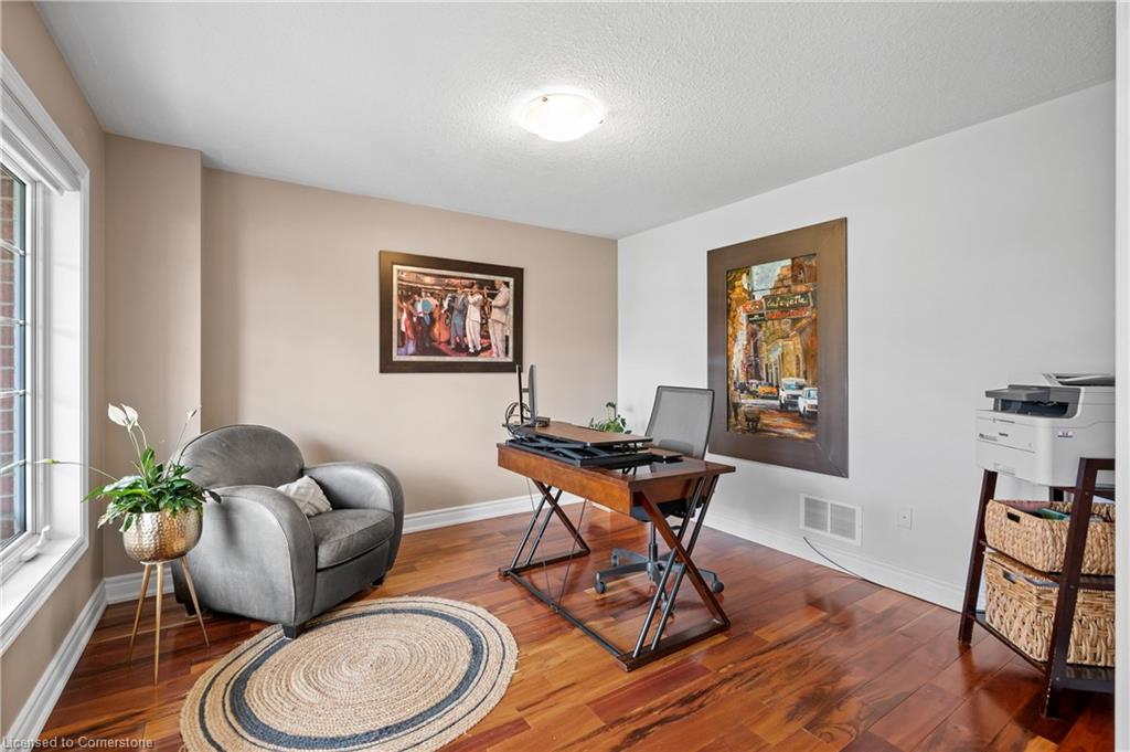 23 Dawkins Crescent Property Photo 7