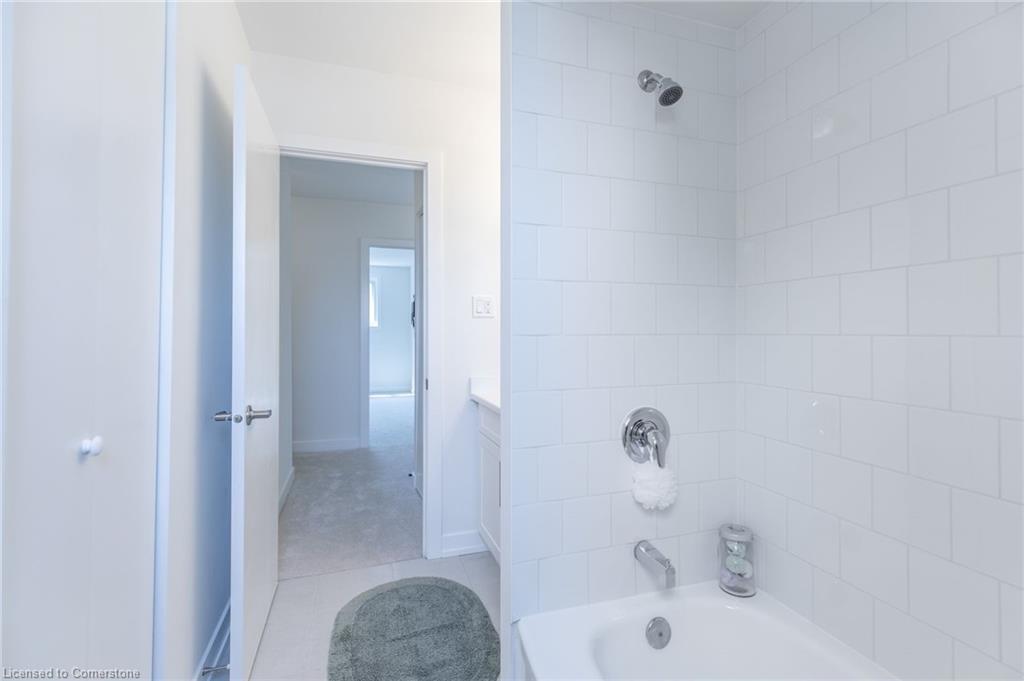 49-88 Tunbridge Crescent Property Photo 19