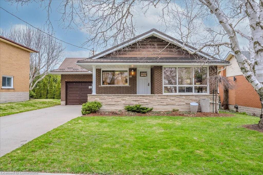 46 Gilmour Crescent Property Photo