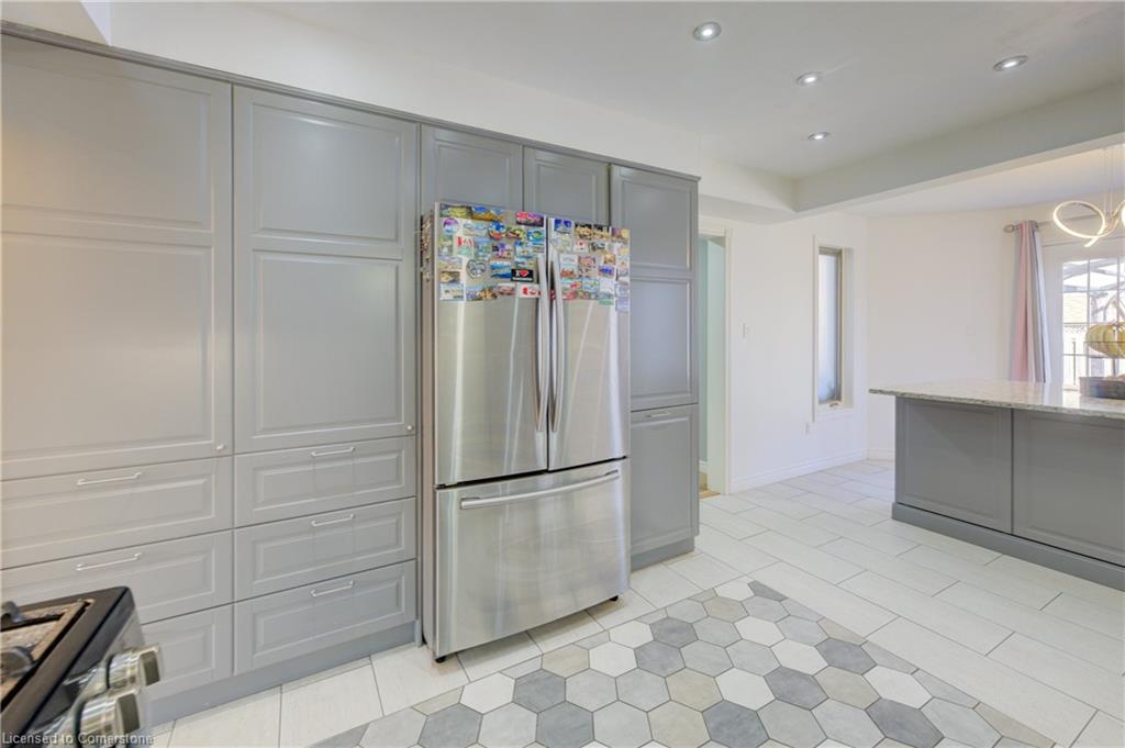 145 Cowan Boulevard Property Photo 12