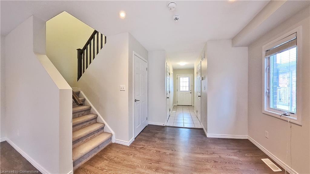 58 Meadowridge Street Property Photo 8