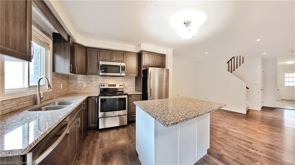58 Meadowridge Street Property Photo 11