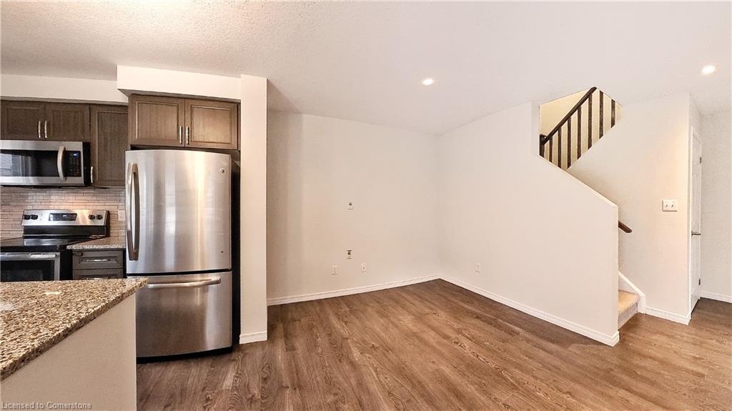 58 Meadowridge Street Property Photo 17