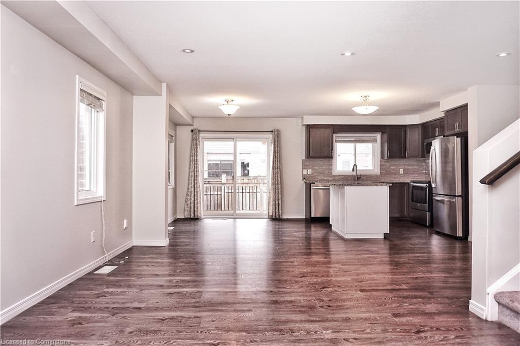 58 Meadowridge Street Property Photo 18