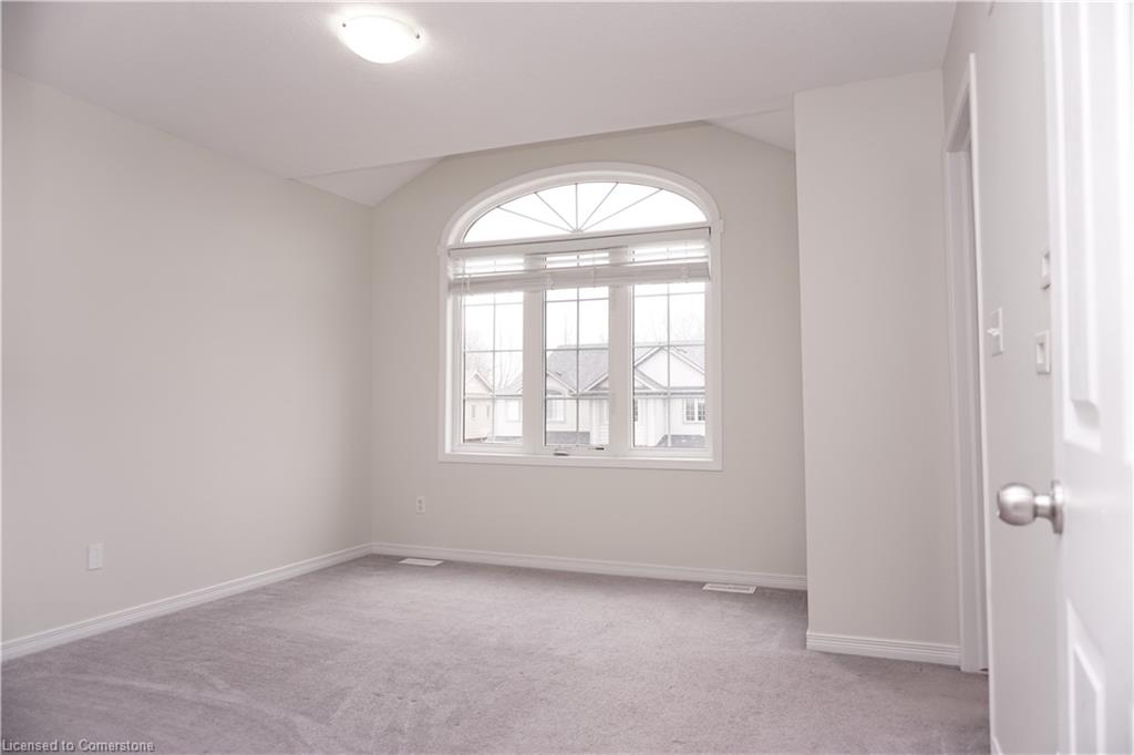 58 Meadowridge Street Property Photo 26