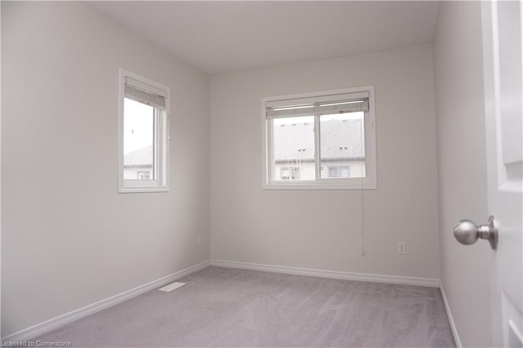 58 Meadowridge Street Property Photo 30