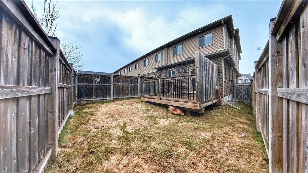 58 Meadowridge Street Property Photo 40
