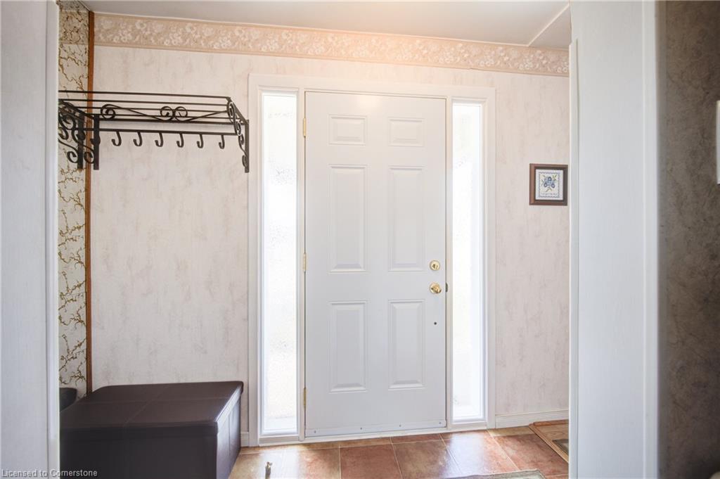 53 Kingswood Drive Property Photo 4
