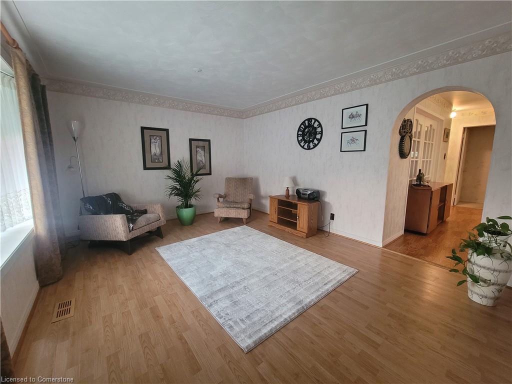 53 Kingswood Drive Property Photo 9