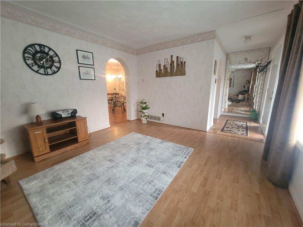 53 Kingswood Drive Property Photo 10