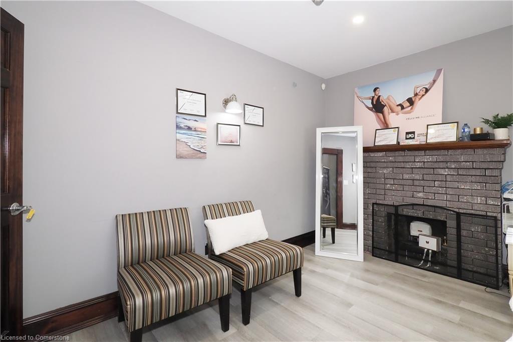561 Queen Street S Property Photo 6
